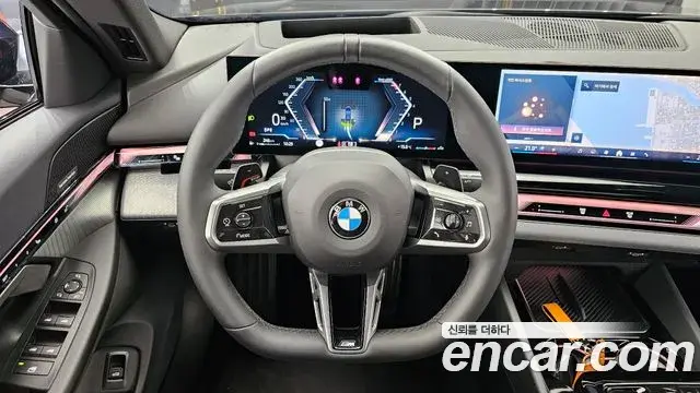 BMW 5 Series 2025 — Фото 13/20