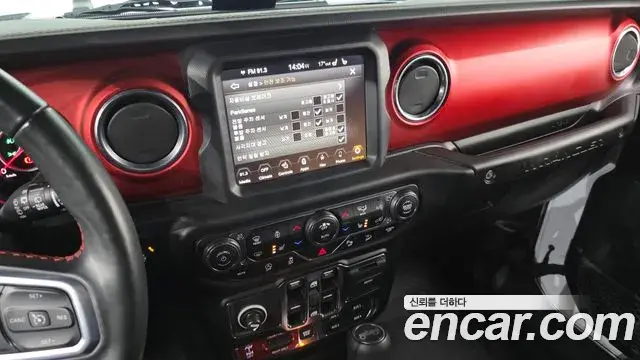 Jeep Wrangler 2019 — ფოტო 2/20