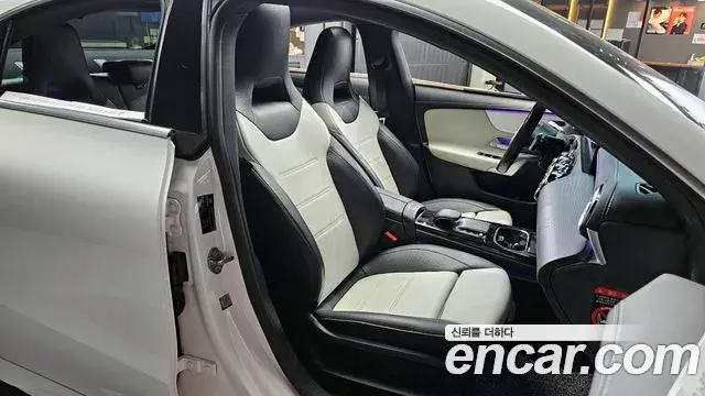 Mercedes-Benz CLA-Class 2020 — Фото 12/20