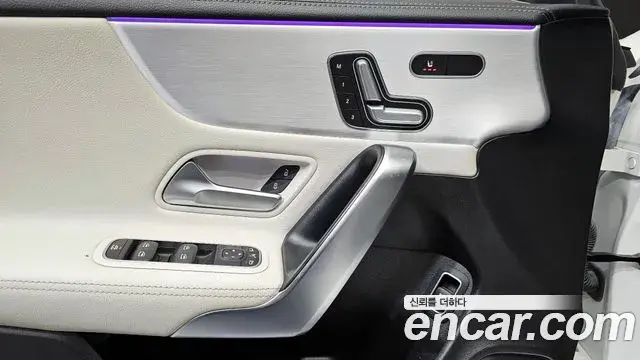 Mercedes-Benz CLA-Class 2020 — Фото 14/20