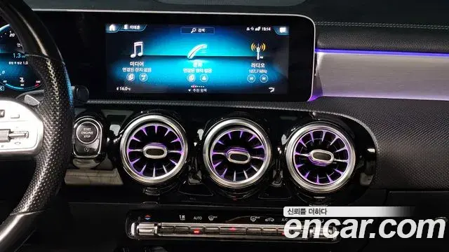 Mercedes-Benz CLA-Class 2020 — Фото 19/20
