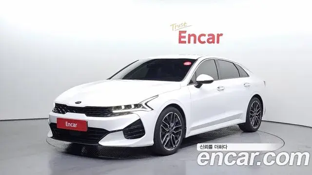 Kia K5 2019 — ფოტო 8/20