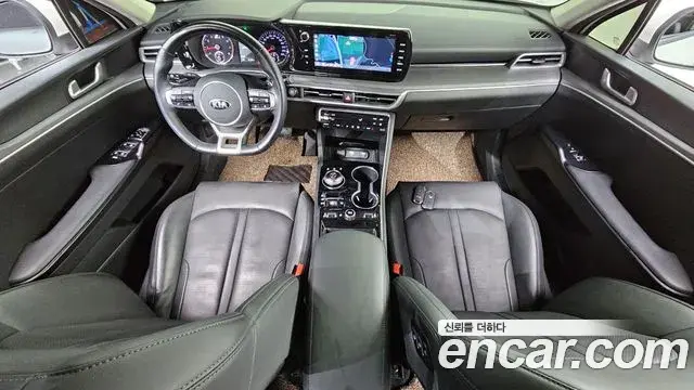 Kia K5 2019 — ფოტო 6/20