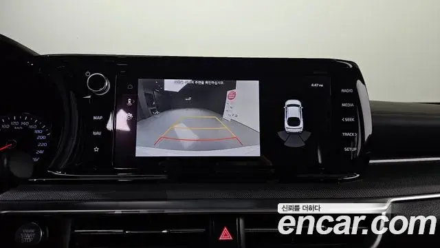 Kia K5 2019 — ფოტო 5/20