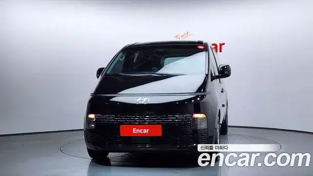 Hyundai Staria 2021 — Photo 6/20