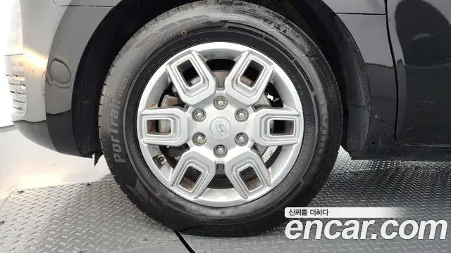 Hyundai Staria 2021 — Photo 1/20
