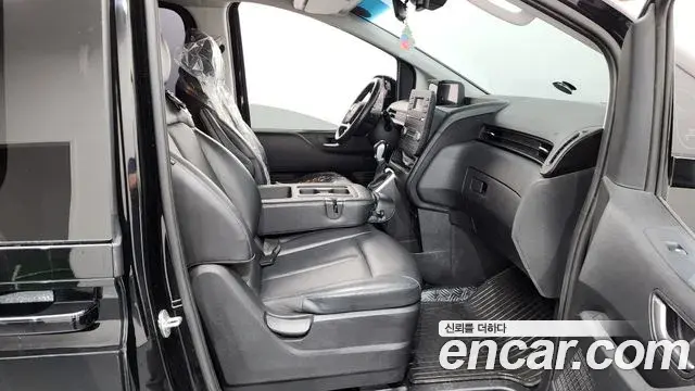 Hyundai Staria 2021 — Photo 4/20