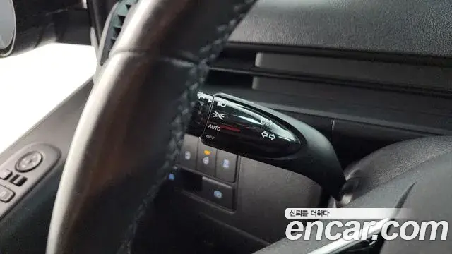 Hyundai Staria 2021 — Photo 14/20
