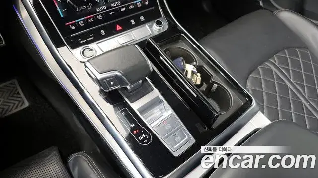 Audi Q7 2022 — ფოტო 12/20