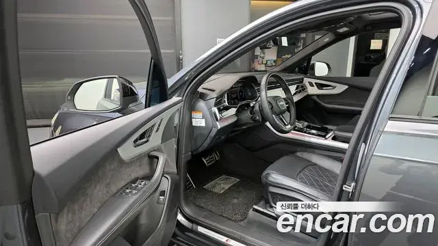 Audi Q7 2022 — ფოტო 7/20