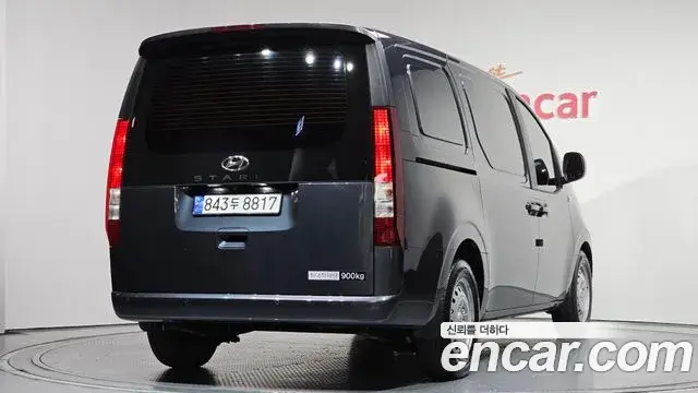 Hyundai Staria 2023 — Şəkil 1/20
