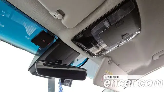 Hyundai Staria 2023 — Şəkil 9/20