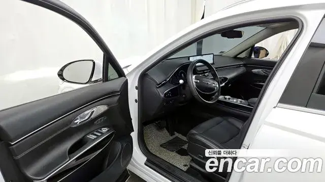 Genesis GV70 2022 — Şəkil 9/20