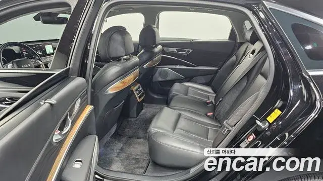 Kia The K9 2023 — Photo 19/20