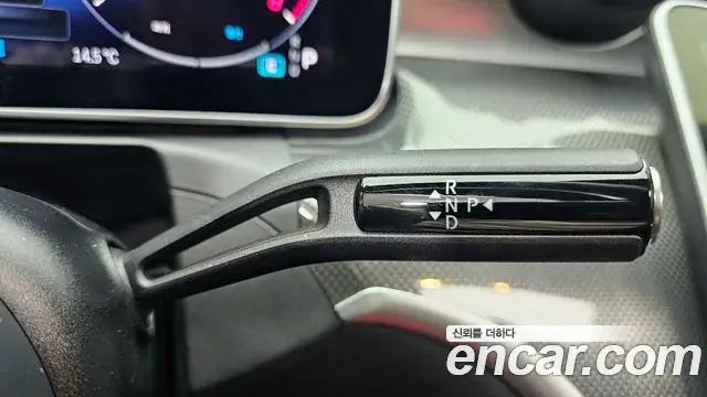 Mercedes-Benz C-Class 2022 — Photo 11/20
