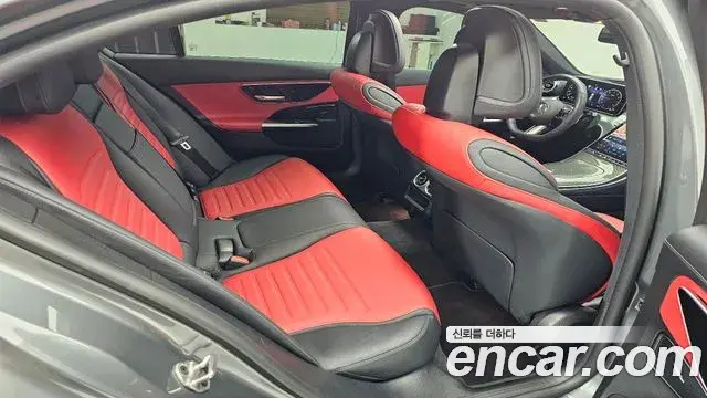 Mercedes-Benz C-Class 2022 — Photo 9/20
