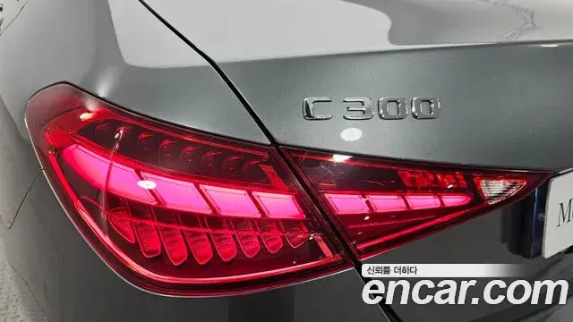 Mercedes-Benz C-Class 2022 — Photo 18/20