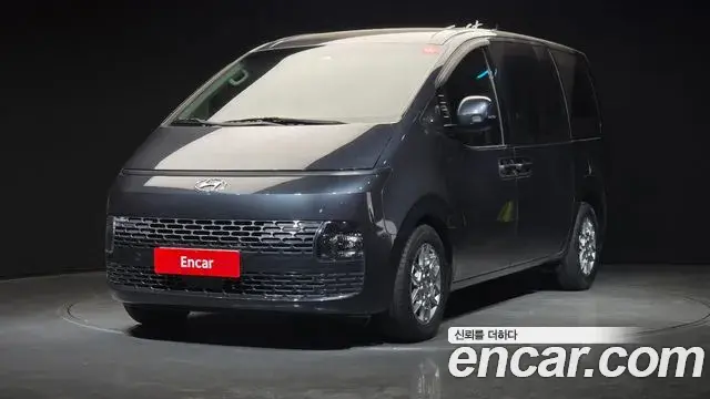 Hyundai Staria 2021 — Photo 1/20