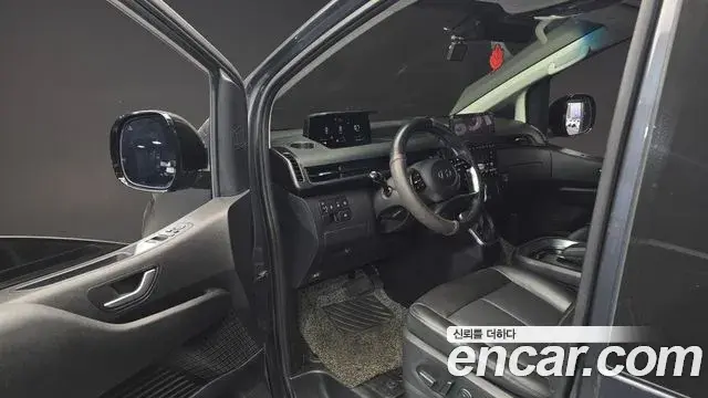 Hyundai Staria 2021 — Photo 10/20