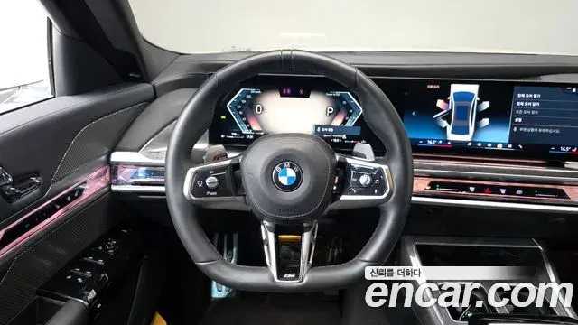 BMW 7 Series 2023 — Фото 13/20