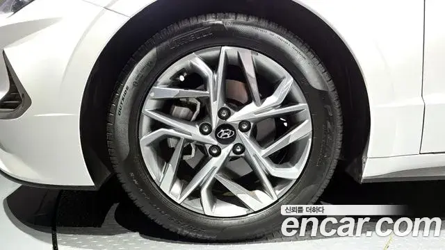 Hyundai Sonata Hybrid 2019 — ფოტო 11/20