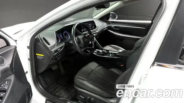 Hyundai Sonata Hybrid 2019 — ფოტო 15/20