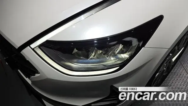 Hyundai Sonata Hybrid 2019 — ფოტო 5/20