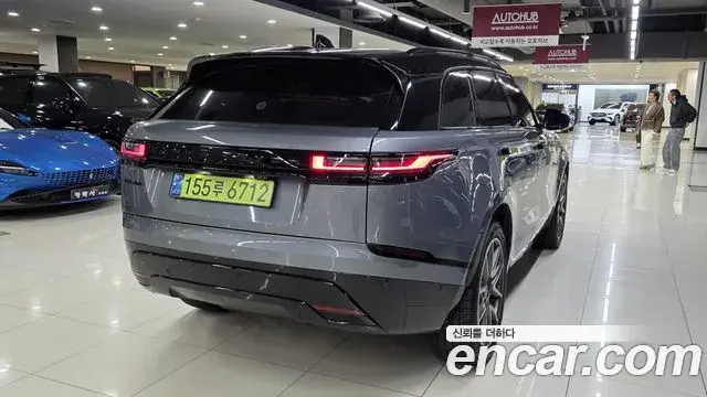 Land Rover Range Rover Velar 2024 — Şəkil 9/20