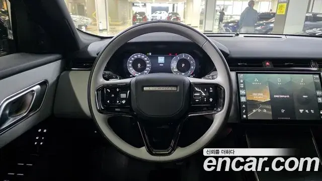 Land Rover Range Rover Velar 2024 — Şəkil 13/20