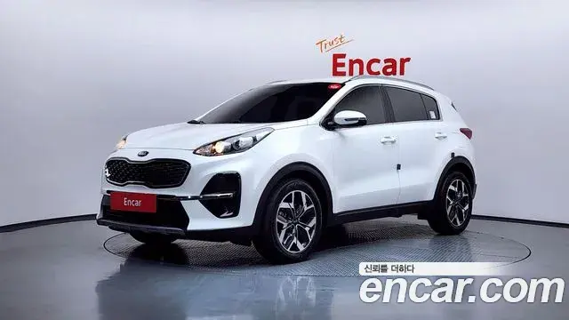 Kia Sportage The Bold 2021 — Фото 1/20