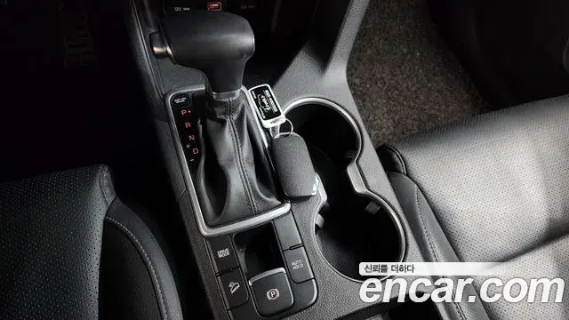 Kia Sportage The Bold 2021 — Фото 9/20