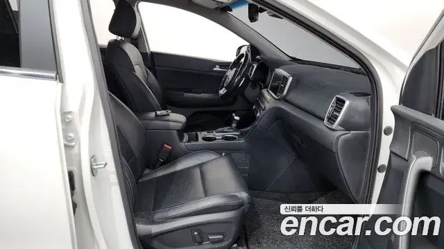 Kia Sportage The Bold 2021 — Фото 10/20