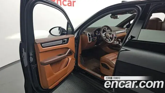 Porsche Cayenne 2022 — Şəkil 14/20
