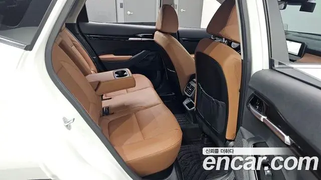 Kia Seltos 2023 — Photo 19/33