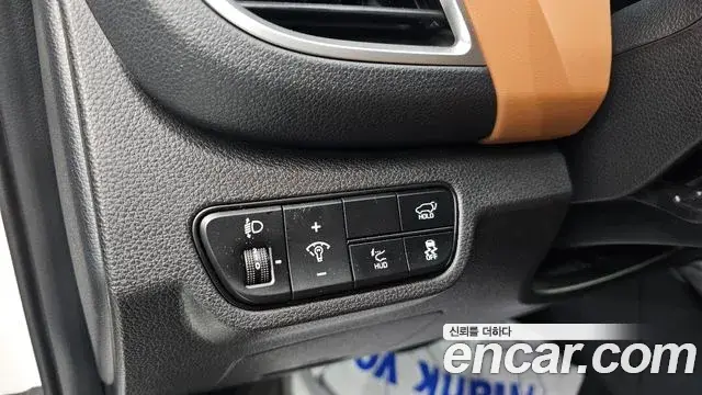 Kia Seltos 2023 — Photo 9/33