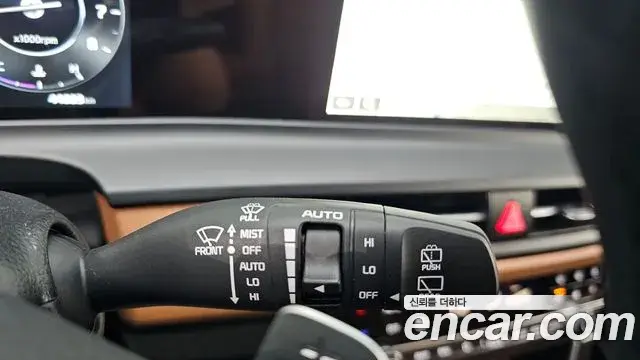 Kia Seltos 2023 — Photo 32/33