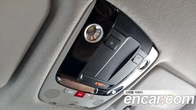 Kia Seltos 2023 — Photo 27/33