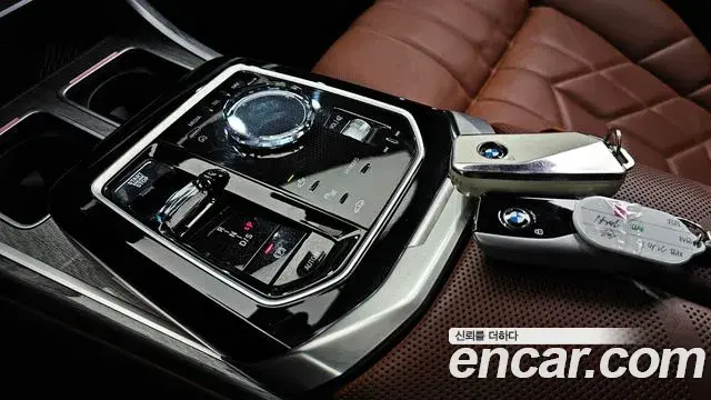 BMW 7 Series 2024 — ფოტო 9/20
