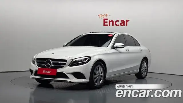 Mercedes-Benz C-Class 2020 — Фото 1/20