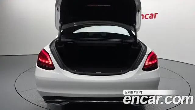 Mercedes-Benz C-Class 2020 — Фото 20/20