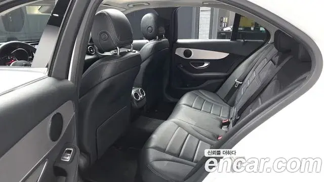 Mercedes-Benz C-Class 2020 — ფოტო 9/32