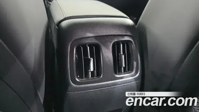Hyundai Tucson Hybrid 2021 — Photo 9/30