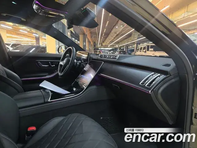 Mercedes-Benz S-Class 2025 — Фото 17/20