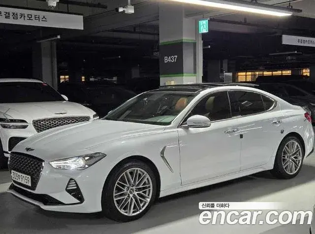 Genesis G70 2019 — Photo 13/20