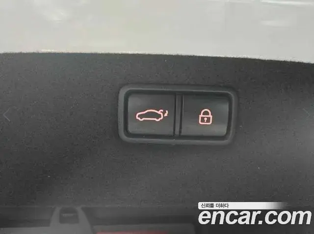 Genesis G70 2019 — Photo 9/20