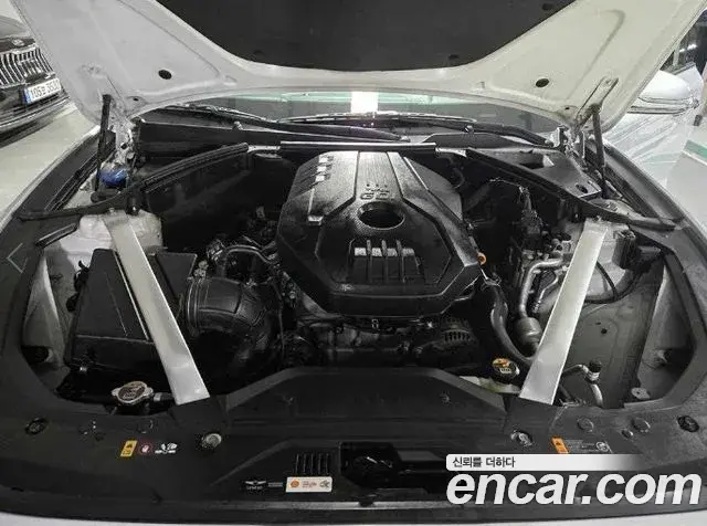 Genesis G70 2019 — Photo 1/20