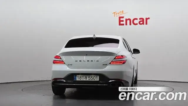 Genesis G70 2021 — ფოტო 19/31