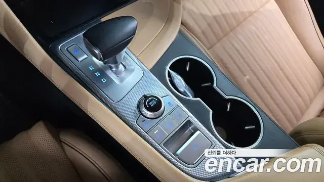 Genesis G70 2021 — ფოტო 10/31