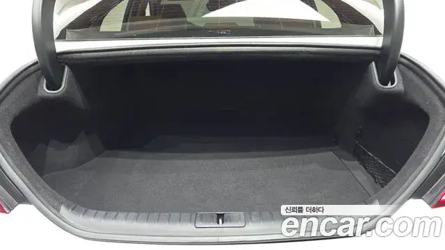 Genesis G70 2021 — ფოტო 30/31