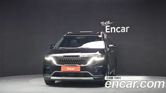 Kia Carnival 2022 — Фото 3/20
